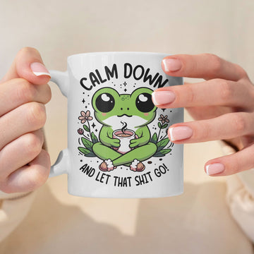 Kikker Mok “Calm Down and Let That Sh*t Go” 🐸 | Keramische Mok 330ml Dubbelzijdig Bedrukt Creasowl