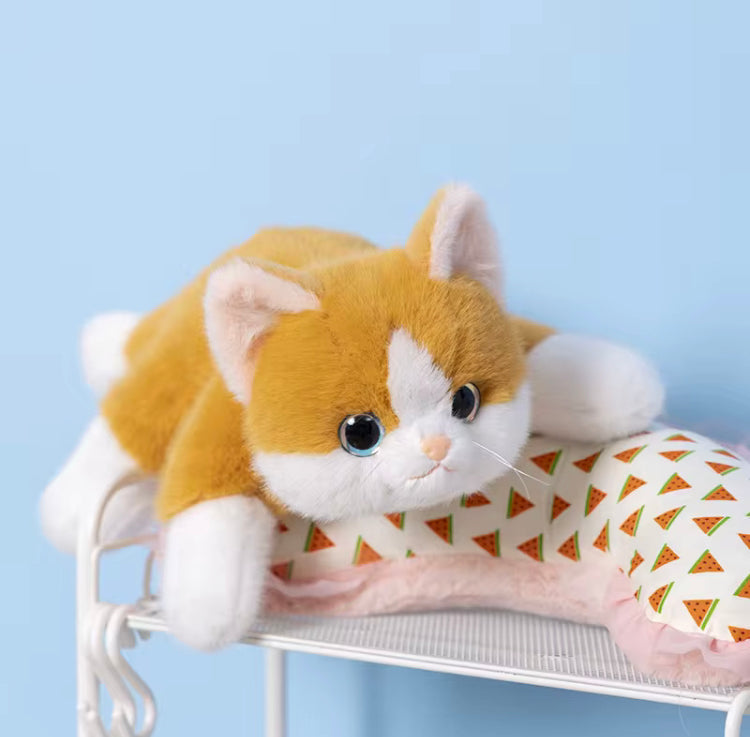 Leuke Realistische Kat Knuffel – Liggend & Pluizig – Zachte Pop met Gewogen Pootjes Creasowl