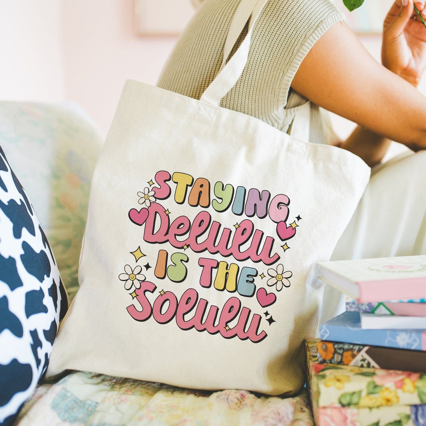 Staying delulu is the solulu tote bag - Boodschappentas 38 x48 cm