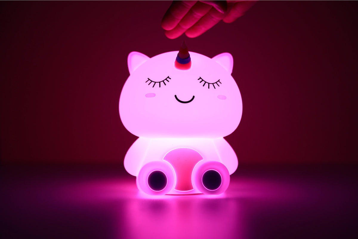 Siliconen Eenhoorn Nachtlampje – Zacht Kinderkamer LED Nachtlampje (10 x 13,2 x 16 cm) – Magische Unicorn Lamp & Sfeervol Cadeau