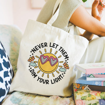 Never let them dim your light tote bag - Boodschappentas 38 x48 cm - Polylinnen Creasowl