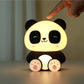 Siliconen panda nachtlamp van Creasowl, zachte LED kinderlamp met schattig panda ontwerp, geschikt voor baby en kinderkamer.