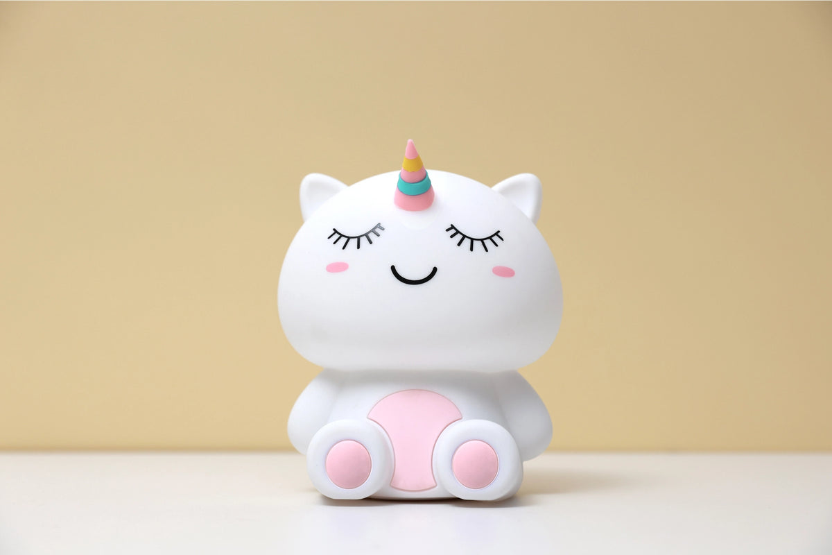 Siliconen Eenhoorn Nachtlampje – Zacht Kinderkamer LED Nachtlampje (10 x 13,2 x 16 cm) – Magische Unicorn Lamp & Sfeervol Cadeau