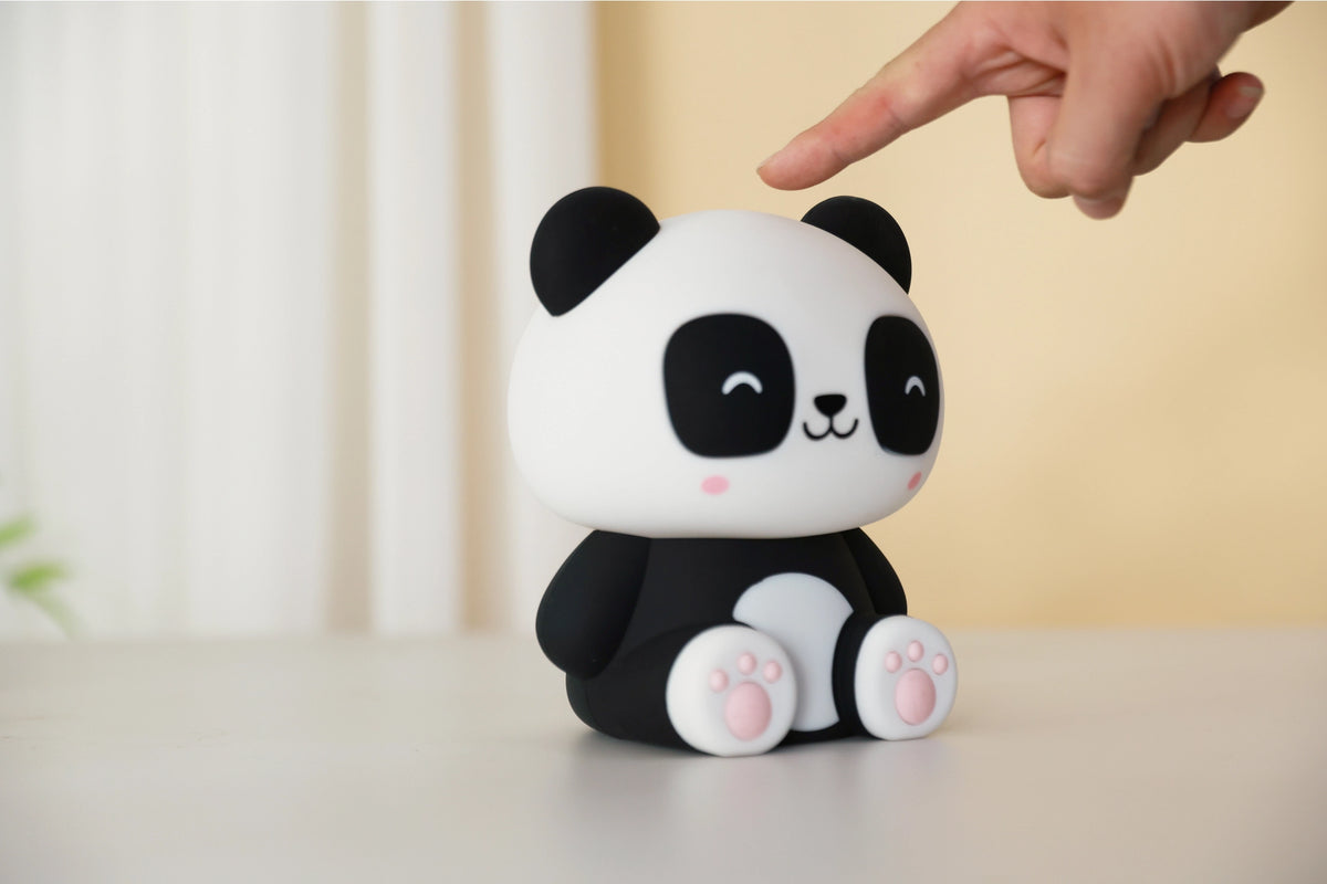 Siliconen Panda nachtlampje van Creasowl, zacht LED kinderlampje voor de kinderkamer, 10x13,2x16 cm, schattig en veilig.