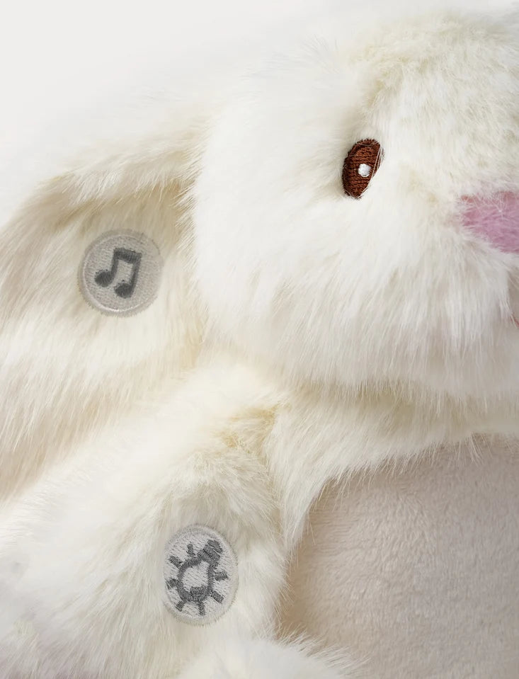 Zachte konijnenknuffel met nachtlampje en slaapgeluiden voor baby's, 25 cm, van Creasowl, rustgevende slaaptrainer voor kinderen