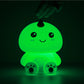 Hello Dino Nachtlampje – Zacht Kinderkamer LED Nachtlampje (10 x 13,2 x 16 cm) – Stoere Dinosaurus Lamp & Sfeervol Cadeau