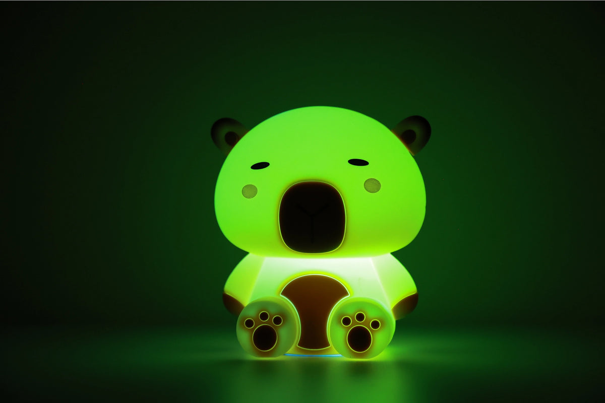 Siliconen Capibara Nachtlamp – Zacht Kinderkamer LED Nachtlampje (10 x 13,2 x 16 cm) – Schattige Capybara Lamp & Sfeervol Cadeau