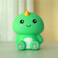 Hello Dino Nachtlampje – Zacht Kinderkamer LED Nachtlampje (10 x 13,2 x 16 cm) – Stoere Dinosaurus Lamp & Sfeervol Cadeau