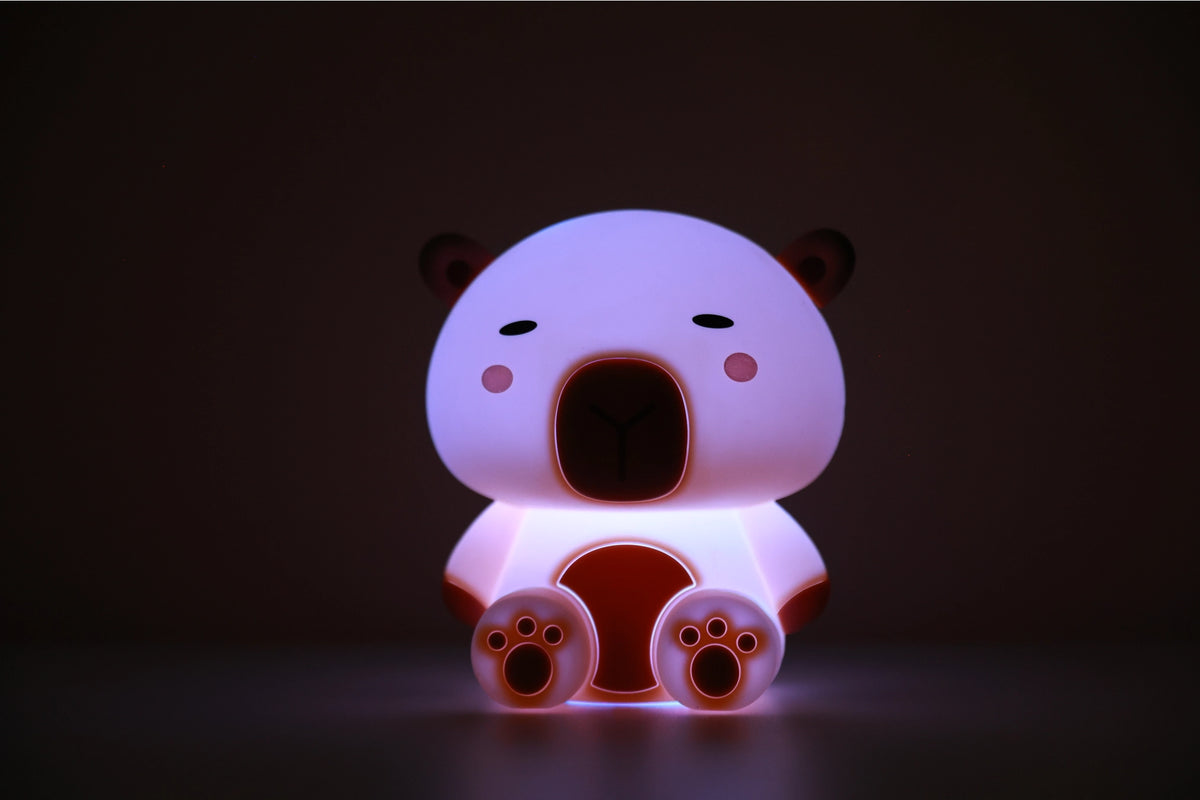 Siliconen Capibara Nachtlamp – Zacht Kinderkamer LED Nachtlampje (10 x 13,2 x 16 cm) – Schattige Capybara Lamp & Sfeervol Cadeau