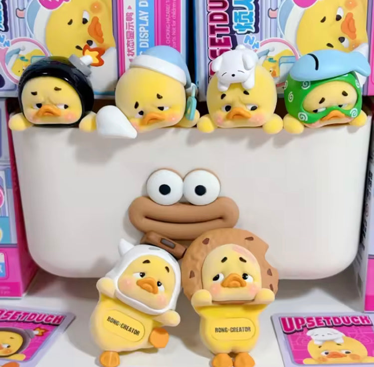 Upset Duck Hipper Series Blind Box – Mystery Duck Figuur Verrassingsbox – Collectible Speelgoed Cadeau Creasowl