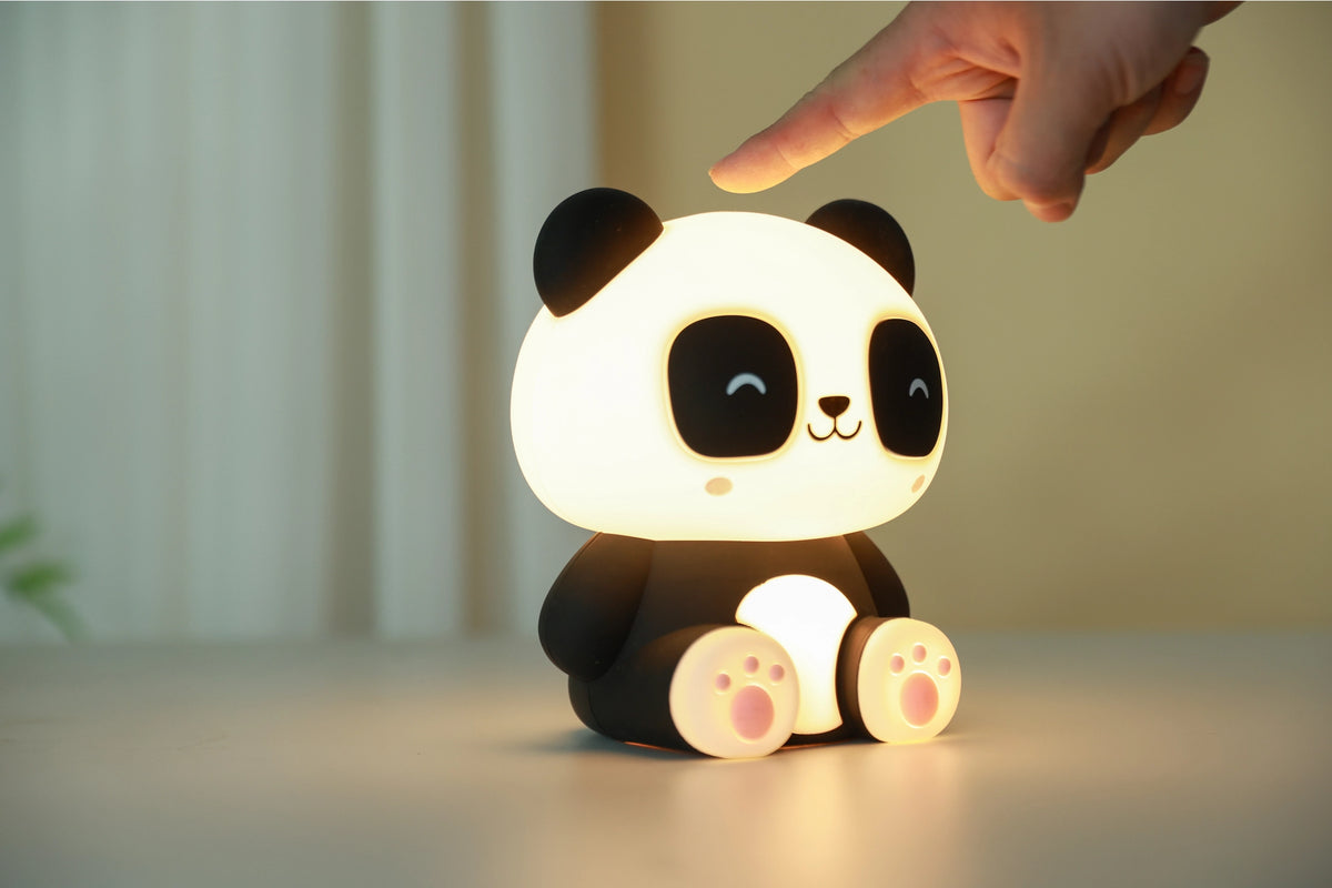 Siliconen panda nachtlampje van Creasowl, zacht LED-licht voor kinderkamer, 10x13,2x16 cm, geschikt als babyshower cadeau