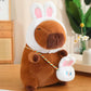 Capybara Knuffel – Schattige Capybara met Mutsje en Tasje - 25cm
