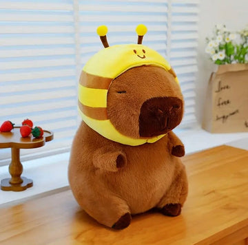 Creasowl Capybara Knuffel met Bijenmuts – Kawaii Pluche Knuffeldier 30 cm