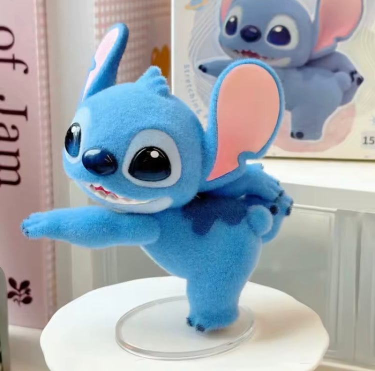 Creasowl Disney Stitch Energy Yoga Serie Blind Box – Trendy Vinyl & Pluche Collectible | Desktop Ornament, Mystery Box Speelgoed