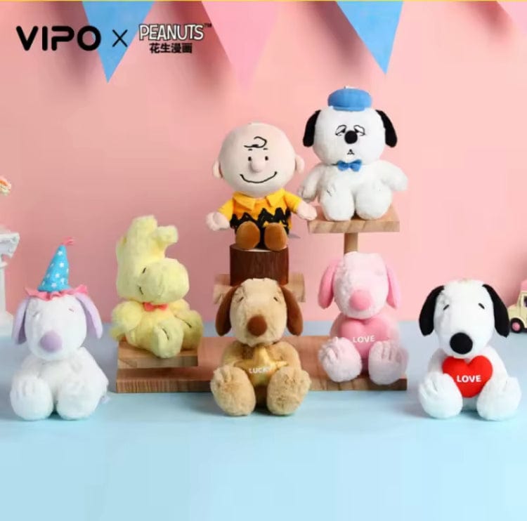 Creasowl VIPO Collaboration SNpy Blind Box 💝 - Limited Edition Kawaii Pluche Tas-Hanger – Luxe Mystery Gift voor Meisjes