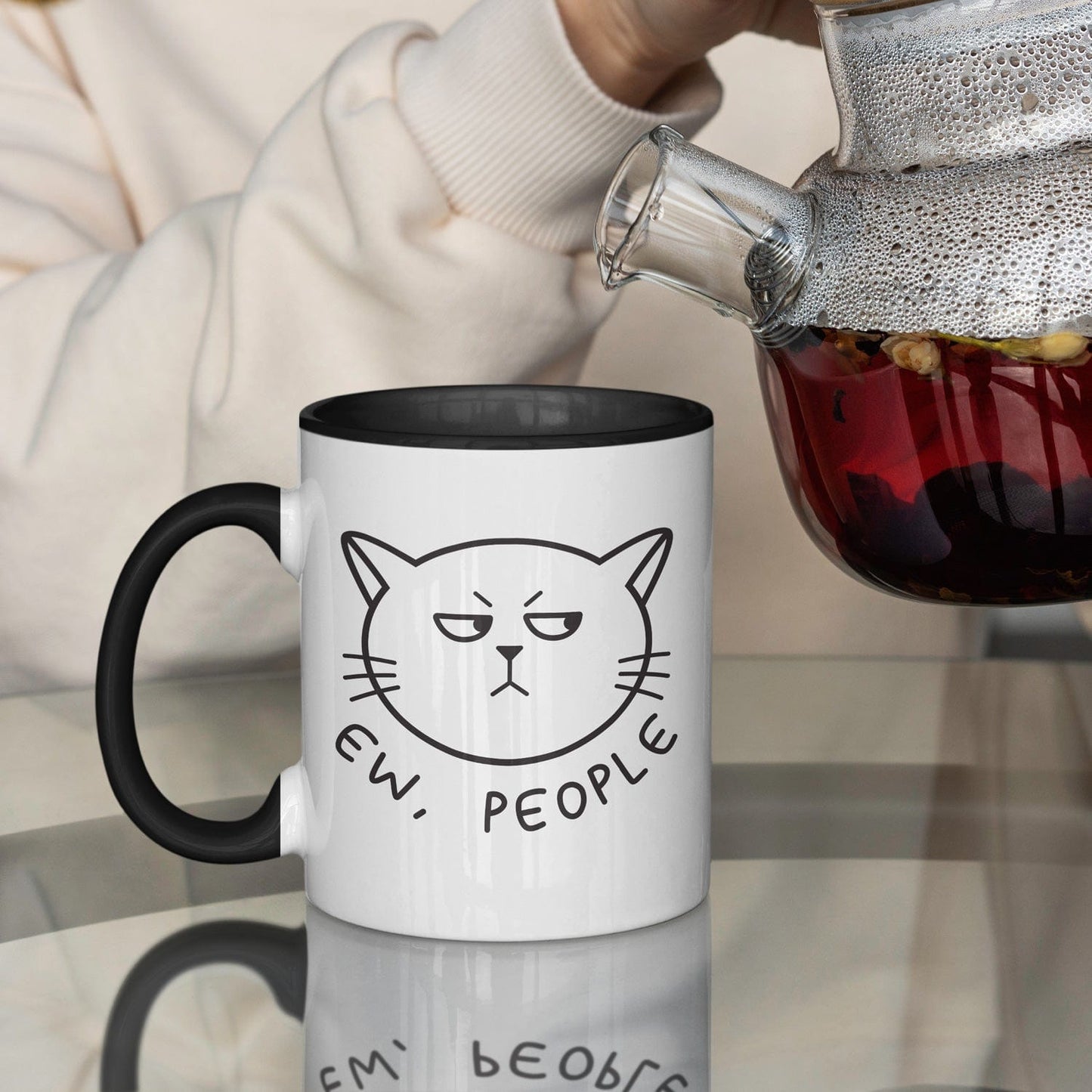 Ew, people - Mok met grappige kat