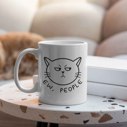 Ew, people - Mok met grappige kat
