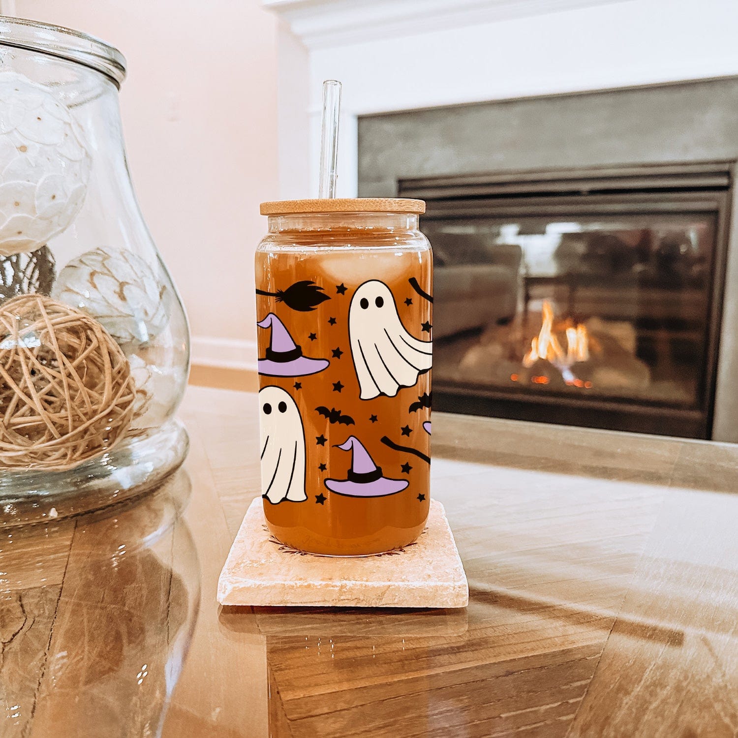 Glazen Drinkbeker met Spookjes, Heksenhoedjes en Bezems