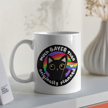 Pride Mok met Grappige Kat en Tekst "Much Gayer Than Originally Planned