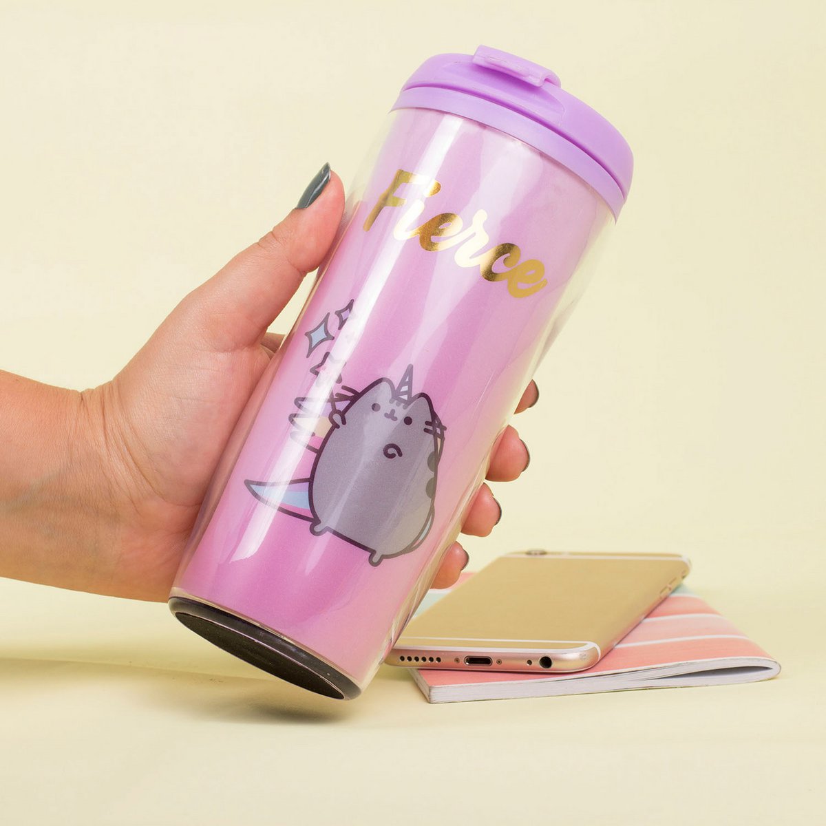 Pusheen Travel - Drinkbeker "FIERCE" met drinkdop Creasowl